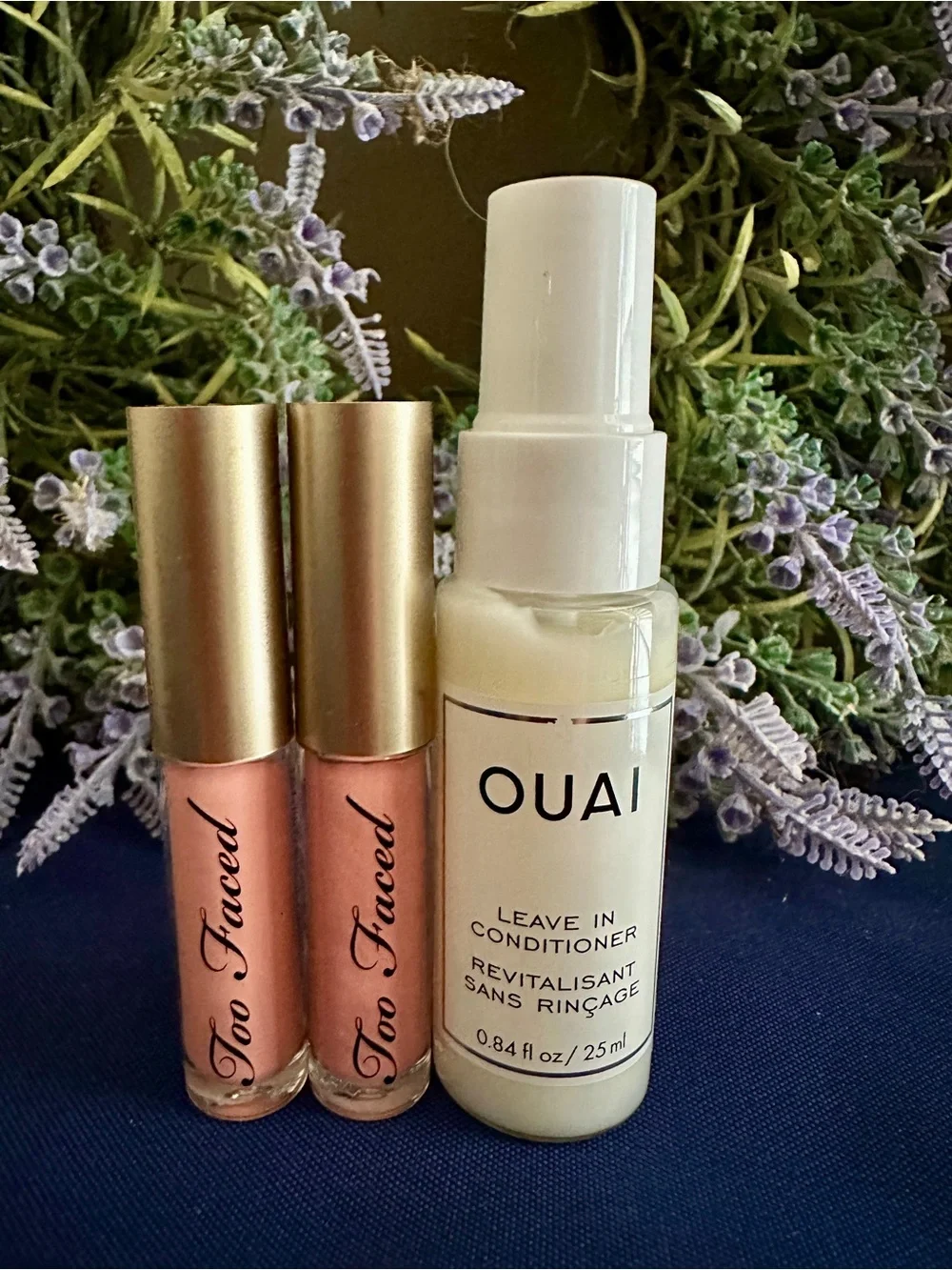 OUAI Leave-In Conditioner Spray - 2 Too Faced Lippies in Naked Dolly